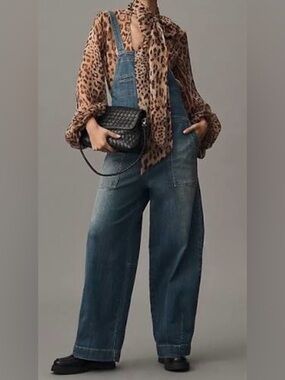 Anthropolgie Blue Denim 	
Pilcro Barrel-Leg Zip-Front Overalls